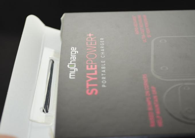 Glossy Spot UV Portable Charger Packaging Boxes Environmental Friendly