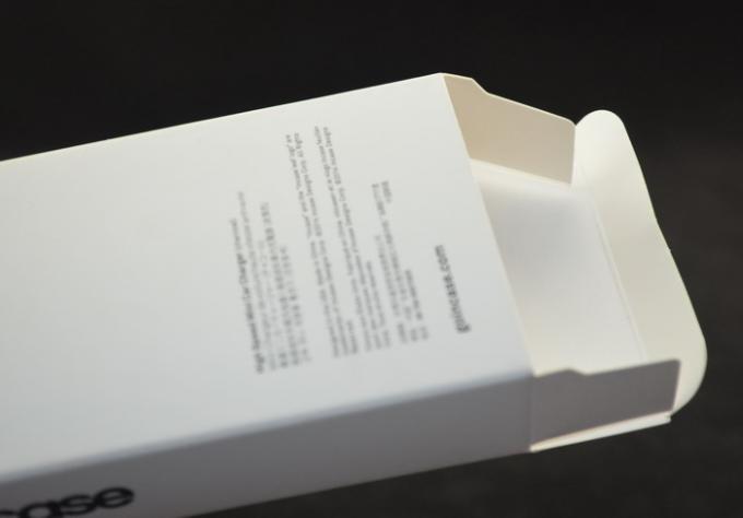Silk screen Printing Mini Car Charger Box For Smartphones / Tablets