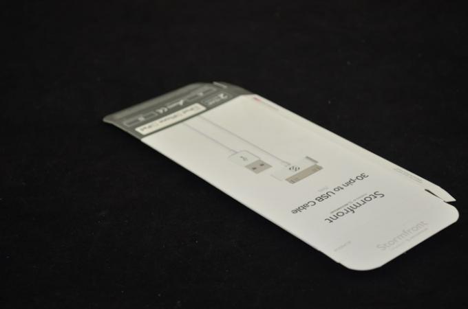 SCOSCHE 30-pin USB Cable Micro Packaging Box With Plastic Hanger