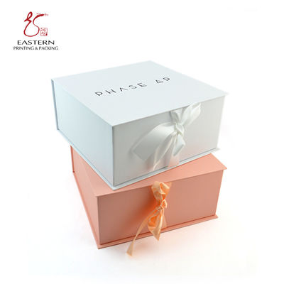 Pink SGS Approve Luxury Rigid Set Up Boxes For Clothes